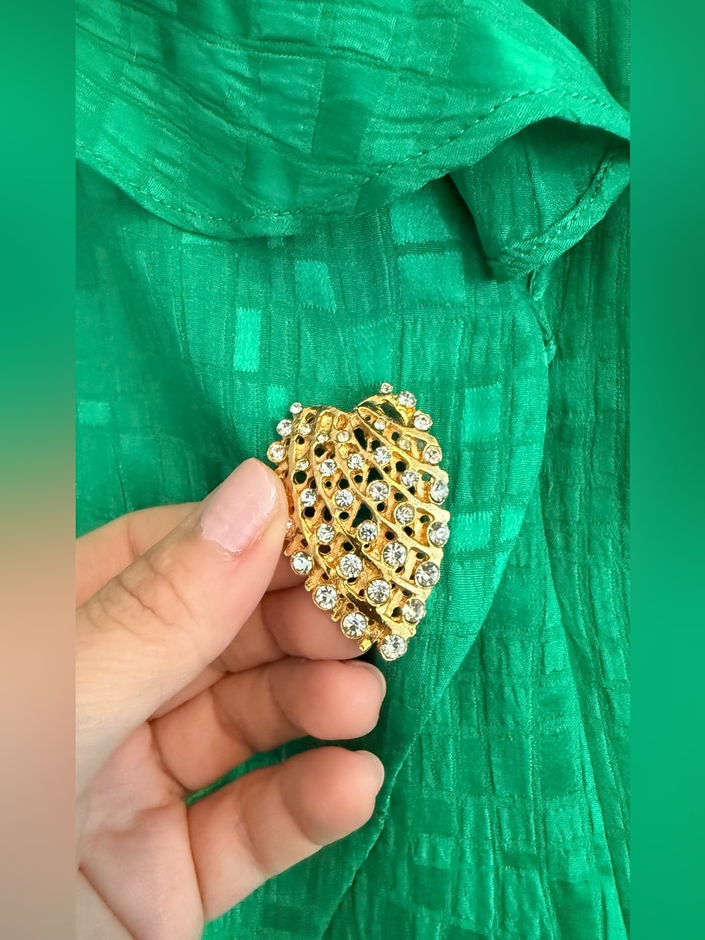 Vintage 80s Green Rimini Silk Blazer Ruffles & Rhinestone Closure - Picture 3 of 10